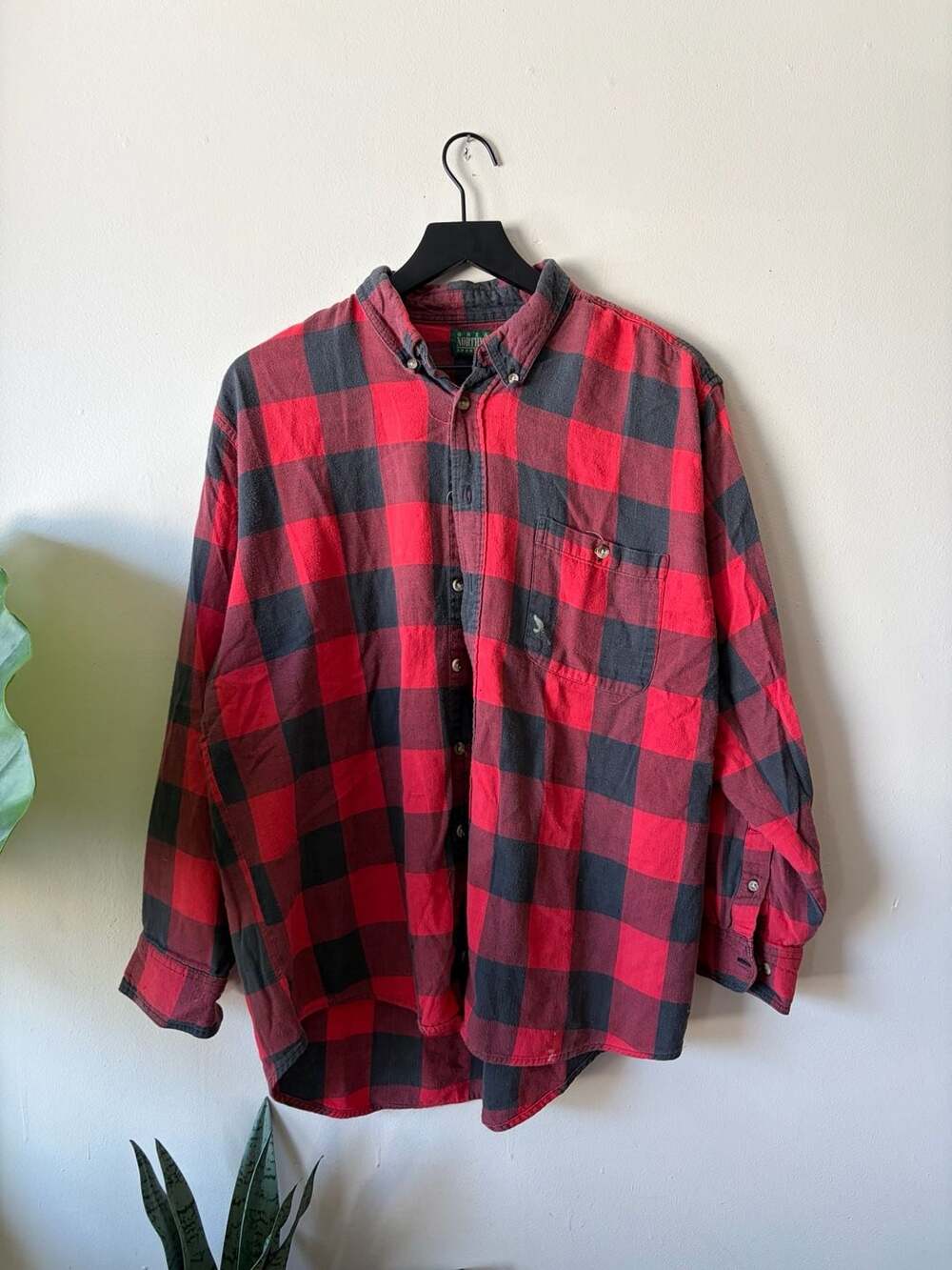 Vintage 90s faded cotton flannel Great Northwest Sportswear Red Black Plaid